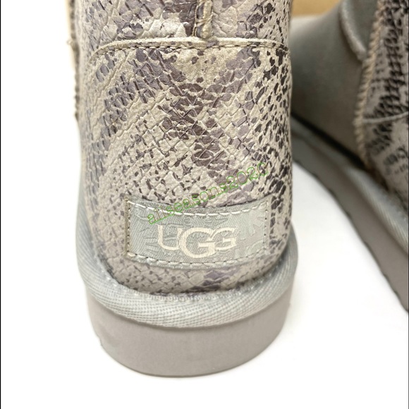 UGG Classic Short Metallic Shake Grey Women Boots - Picture 3 of 9